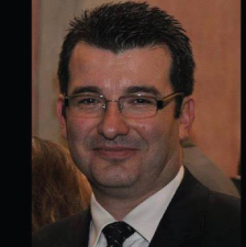 Ayhan Cömert