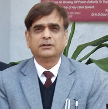 Suresh P Vyas